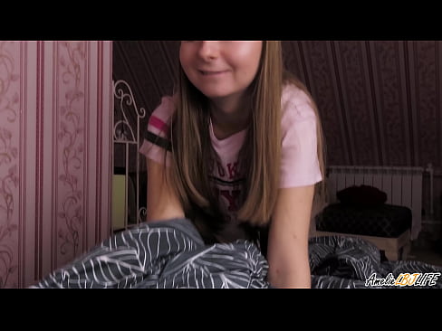 ❤️ Blondie uning BFF ning chuqur so'radi va uning og'ziga Jum oladi ️ Sluts uz.onlydesiporn.ru ☑