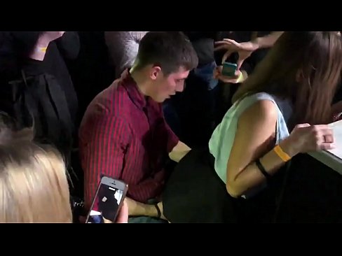 ❤️ Rus tungi klubida haqiqiy jinsiy aloqa. 18 yoshli rus qizi anus va qin ichida tungi klubda sikishdi ️ Sluts uz.onlydesiporn.ru ☑